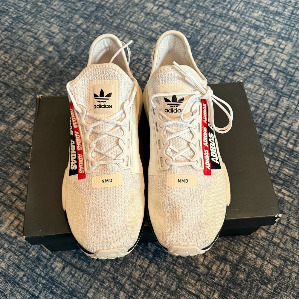 Adidas NMD R1 V2 - Picture 6 of 9